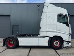 Volvo FH460 / I-Shift / I-Park Cool / 2 Tanks / TUV: ...