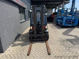 LINDE H25D-02 Triplo 470 Freelift / Sideshift / 4e Functie VW Diesel 2017