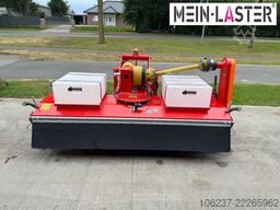 UNIMOG Dücker FKM 2400 Kehrmaschine mit 2?x Wassertank