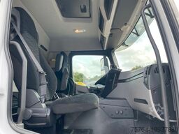 MERCEDES-BENZ 1835 Antos / 6m Pritsche / HIAB 144 DLS-3 Pro