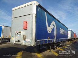 Schmitz Cargobull Semitrailer Curtainsider Mega