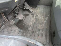 Toyota 8FDF25 - Triplex 4,7m -Seitenschieber mit Zinkenve