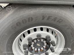 Schmitz Cargobull Curtainsider Standard Getränke