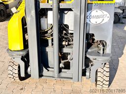 Combilift CB3000 / FREE LIFT / NEW TIRES /LIKE NEW