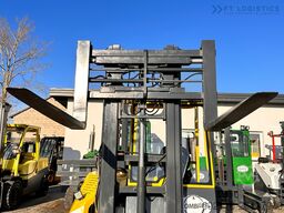 Combilift CB3000 / FREE LIFT / NEW TIRES /LIKE NEW