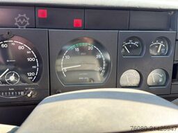 Iveco EUROTRAKKER 190E31 (BOITE MANUELLE / CURSOR 8 /...