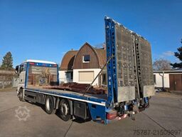 MAN 26.400 TGX mit Baustoffplateau, geteilte Rampen