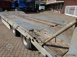 MÖSLEIN Tieflader Anhänger mit 3 Achsen und Rampen