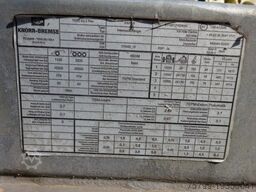 MÖSLEIN Tieflader Anhänger mit 3 Achsen und Rampen