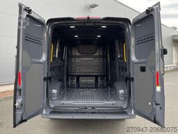 MAN TGE 3.200 L3H2 Kasten 4x4 Individual S ACC STHZ