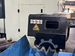 Hurco VMX 30 T 4-Axis