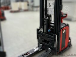 E&K Robotics Fahrerloses Transportsystem E&K