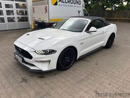 FORD Mustang GT Convertible
