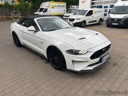 FORD Mustang GT Convertible