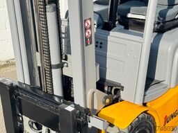 Jungheinrich EFG 220 - Service Neu - Batterie 83% + Garantie