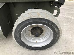 JLG M3369 (4331)