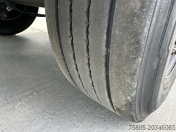 Krone Dry Liner / Box / Loadlift 2000 kg / Disk / APK...