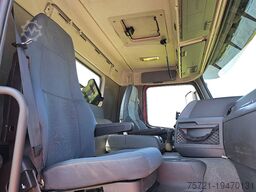 VOLVO FM 11.330 6X2 MANUAL WB460