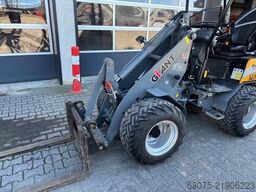 JR Nutzfahrzeuge GmbH JR Nutzfahrzeuge GmbH JR Nutzfahrzeuge GmbH