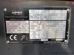 Doosan B50X5 5T 6m Triplex non-marking (1841)
