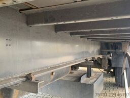  Getränke Böse Oversider_ Schwenkwand_ Lenkachse