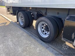 Pacton TBZ 233 2-Axle Fridge / Carrier Vector 1800 / L...