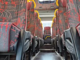 MERCEDES-BENZ 30 Sitzer Schul- Transferbus 519 Vorlauffahrzeug