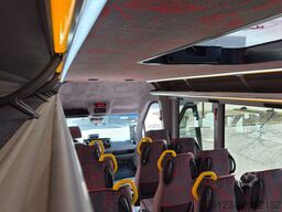 MERCEDES-BENZ 30 Sitzer Schul- Transferbus 519 Vorlauffahrzeug