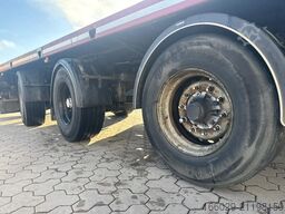 MEUSBURGER Plattform Auflieger mit Zwangslenkung teleskopie