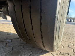 MEUSBURGER Plattform Auflieger mit Zwangslenkung teleskopie