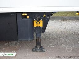 SCHMITZ CARGOBULL SKO FP 60 ThermoKing SLXi 300