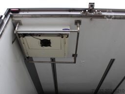 MAN TGL 12.250  E5   CX 600 Bi-Temp  Strom Tür LBW