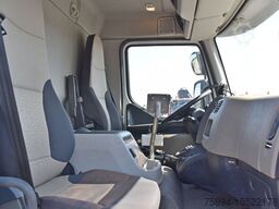 RENAULT MIDLUM 220 DXI *KIPPER 3,80m *HIAB 077 B-2 DUO