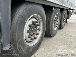 Schmitz Cargobull Curtainsider Standard