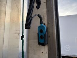 Iveco Eurocargo 120E21 + CARRIER SUPRA 550 + LOADLIFT...