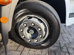 Iveco Eurocargo 120E21 + CARRIER SUPRA 550 + LOADLIFT...