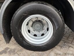 Iveco Eurocargo 120E21 + CARRIER SUPRA 550 + LOADLIFT...