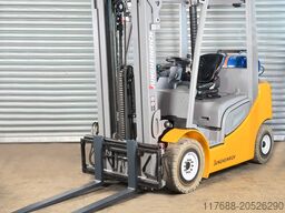 Jungheinrich TFG 430S - Service Neu - VW Motor - Triplex