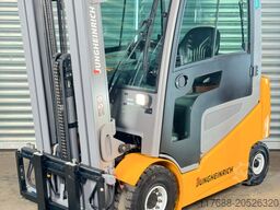 Jungheinrich EFG S30s - Service Neu - Batterie 82% - Zinkenvers