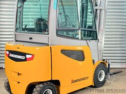 Jungheinrich EFG S30s - Service Neu - Batterie 82% - Zinkenvers