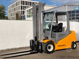 Jungheinrich EFG 545 - Service Neu - Batterie 85% - 4.5t