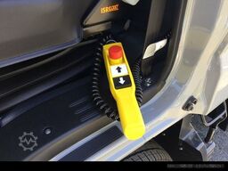 MITSUBISHI Canter 3C15 Hinterkipper mit Staubox AHK3,5/grau