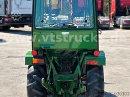 John Deere 670 Hofschlepper, Zapfwelle/Hydraulik 14 kW