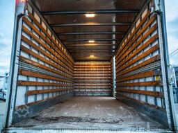 VOLVO FL 240 (12T.) + DHOLLANDIA