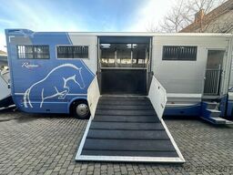 MAN TGX 26400 Roelofsen 12 Pferde