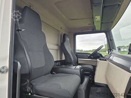 M.A.N. 12.190 TGL AIRCO TAILLIFT
