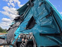 VOLVO FH 460 Basic Turbo Unfall, 2 Kreis-Hydraulik