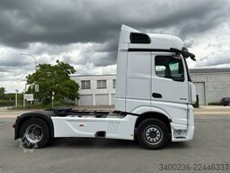 Mercedes-Benz Actros L 1945