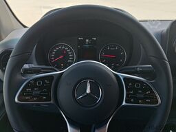 Mercedes-Benz Sprinter 519