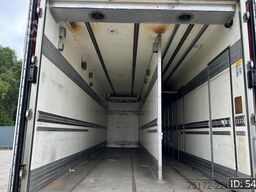 Renault Premium 270 Day Cab, Euro 5, Carrier / side doo...